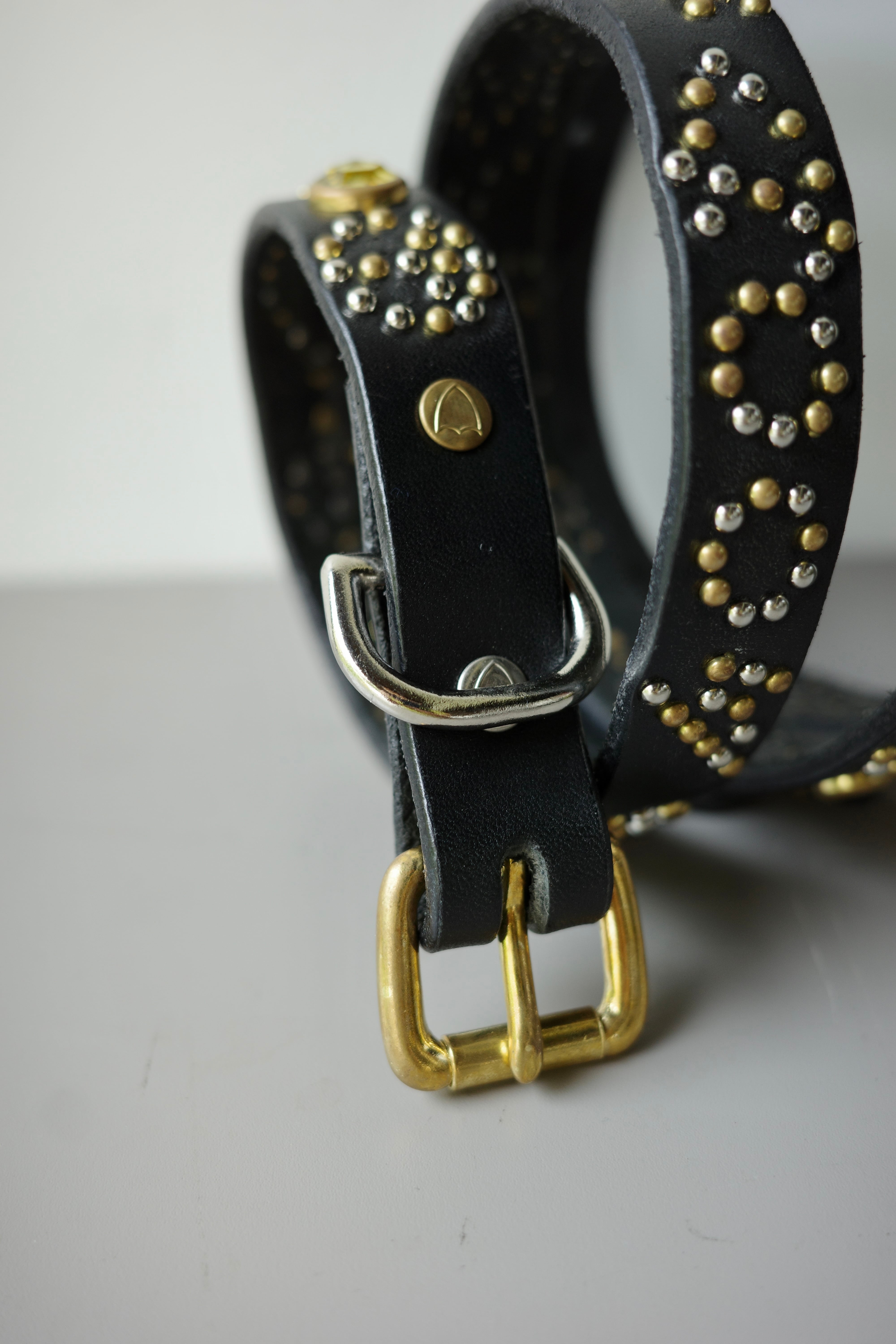 GOOD KARMA DEVELOPMENT【NARROW STUDS BELT 