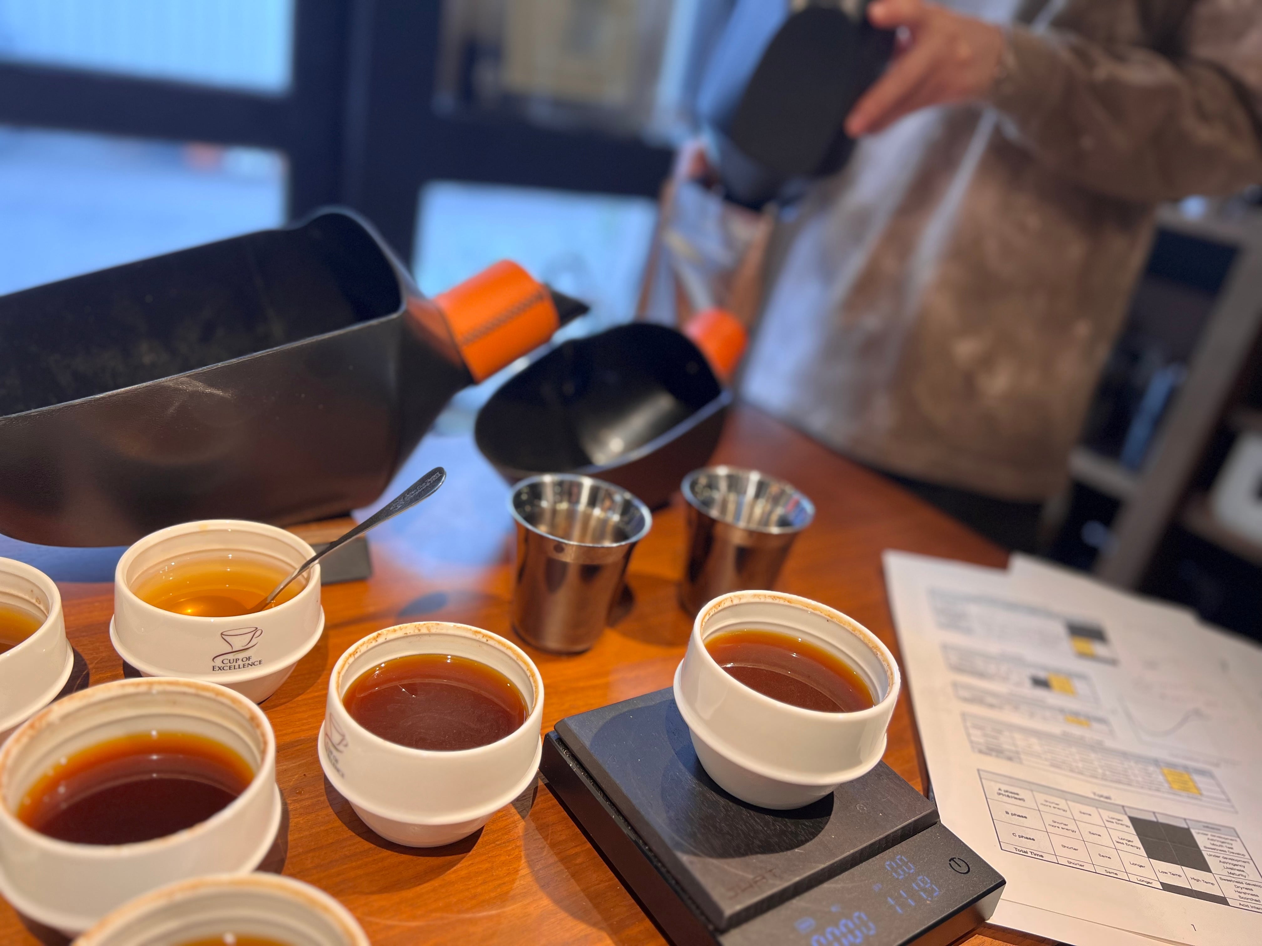 ORIGAMI カッピングボウル ホワイト COEロゴ入り | COFFEE LAB KOMAMEYA
