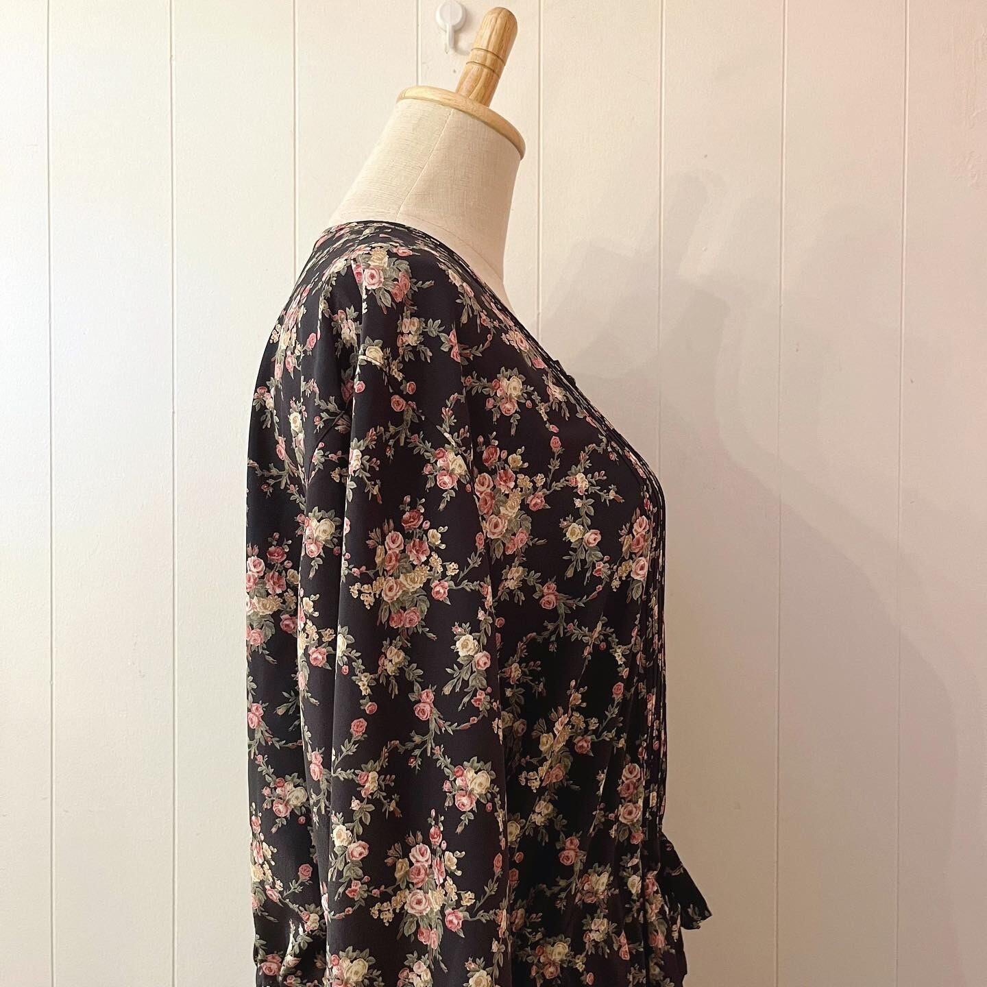 MAYSON GREY / mini flower waist ribbon one-piece