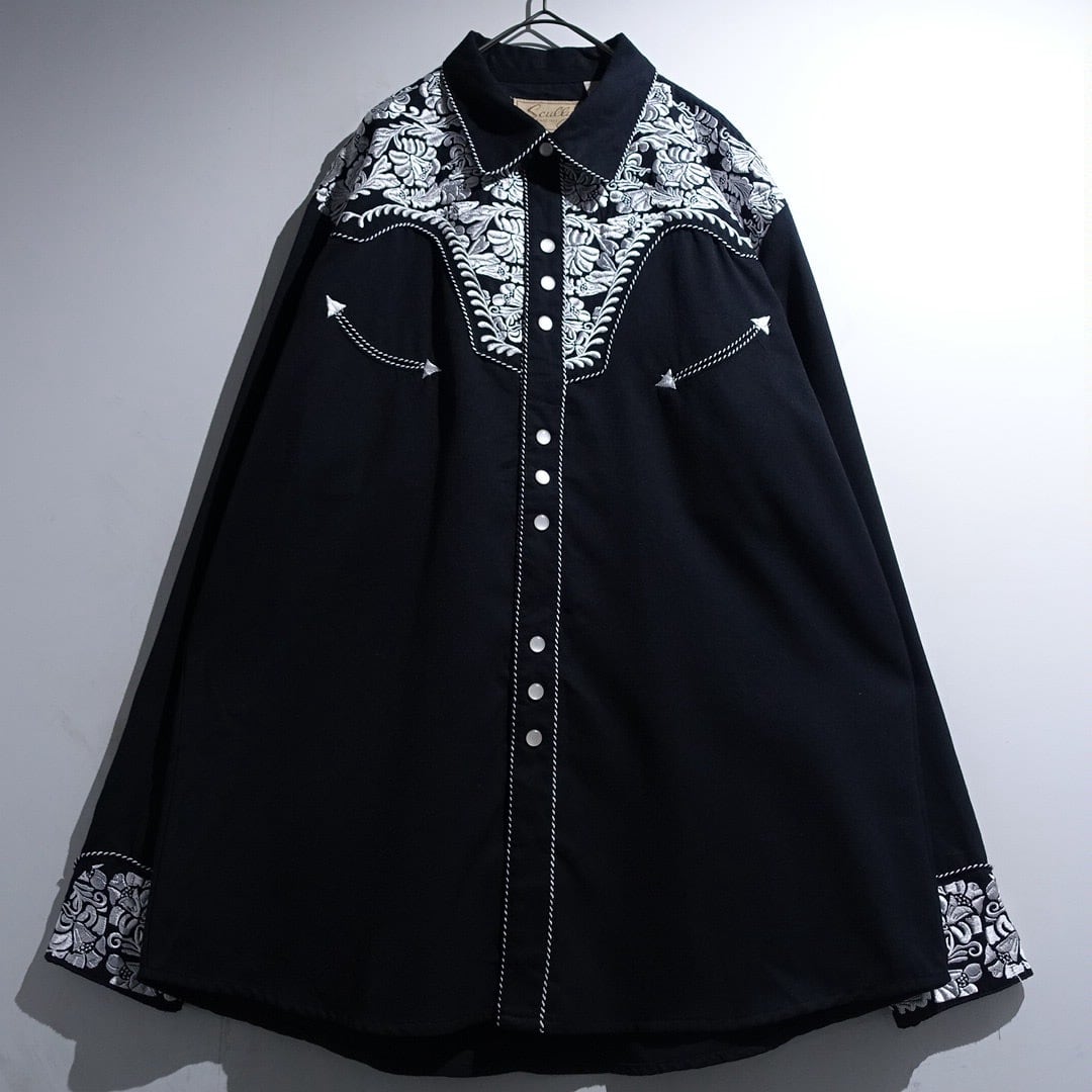 "Sucully" Black Embroidery Design Western Shirt
