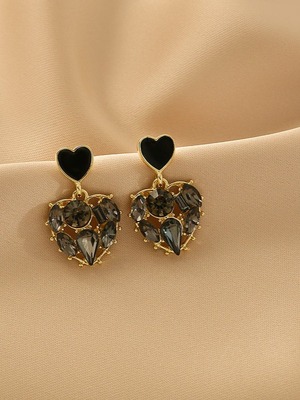 Black heart rhinestone drop pierced [A282]