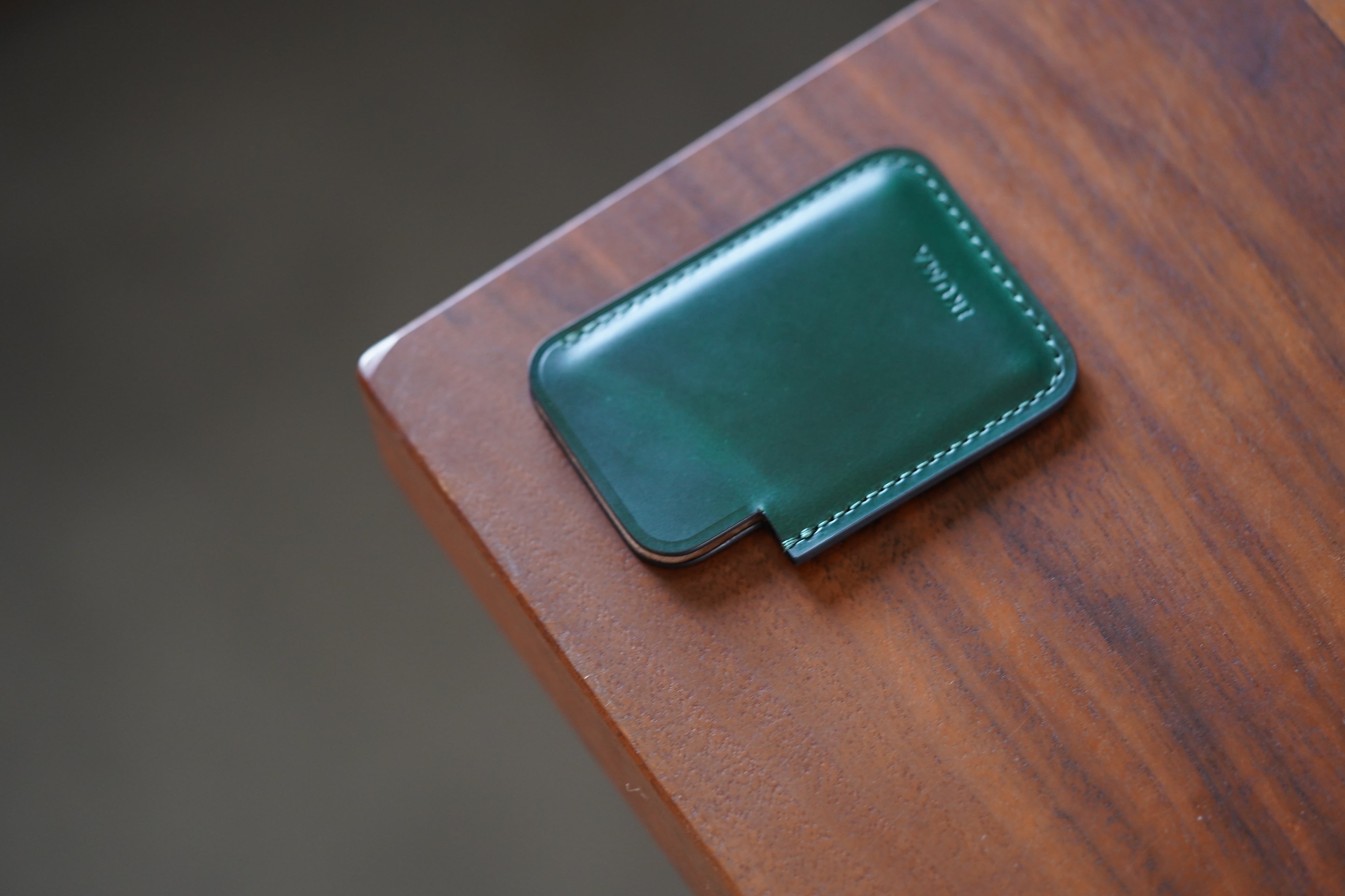 即納品】ミンティア レザーケース コードバン | IKUMA