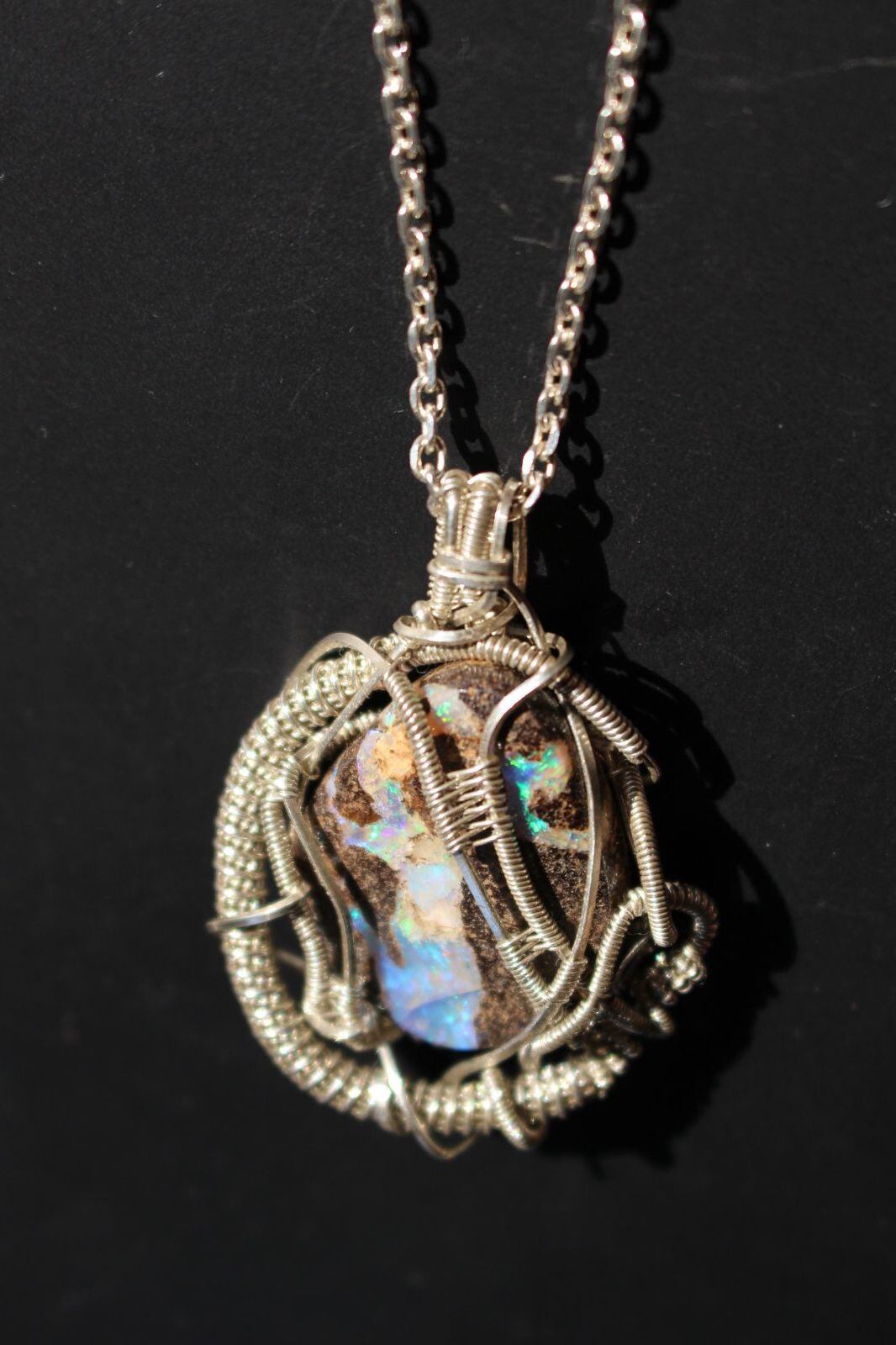 Boulder opal sillver925 wirewrapping pendant | NAGIVAGI