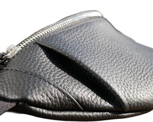 BR716/Emboss Body Bag