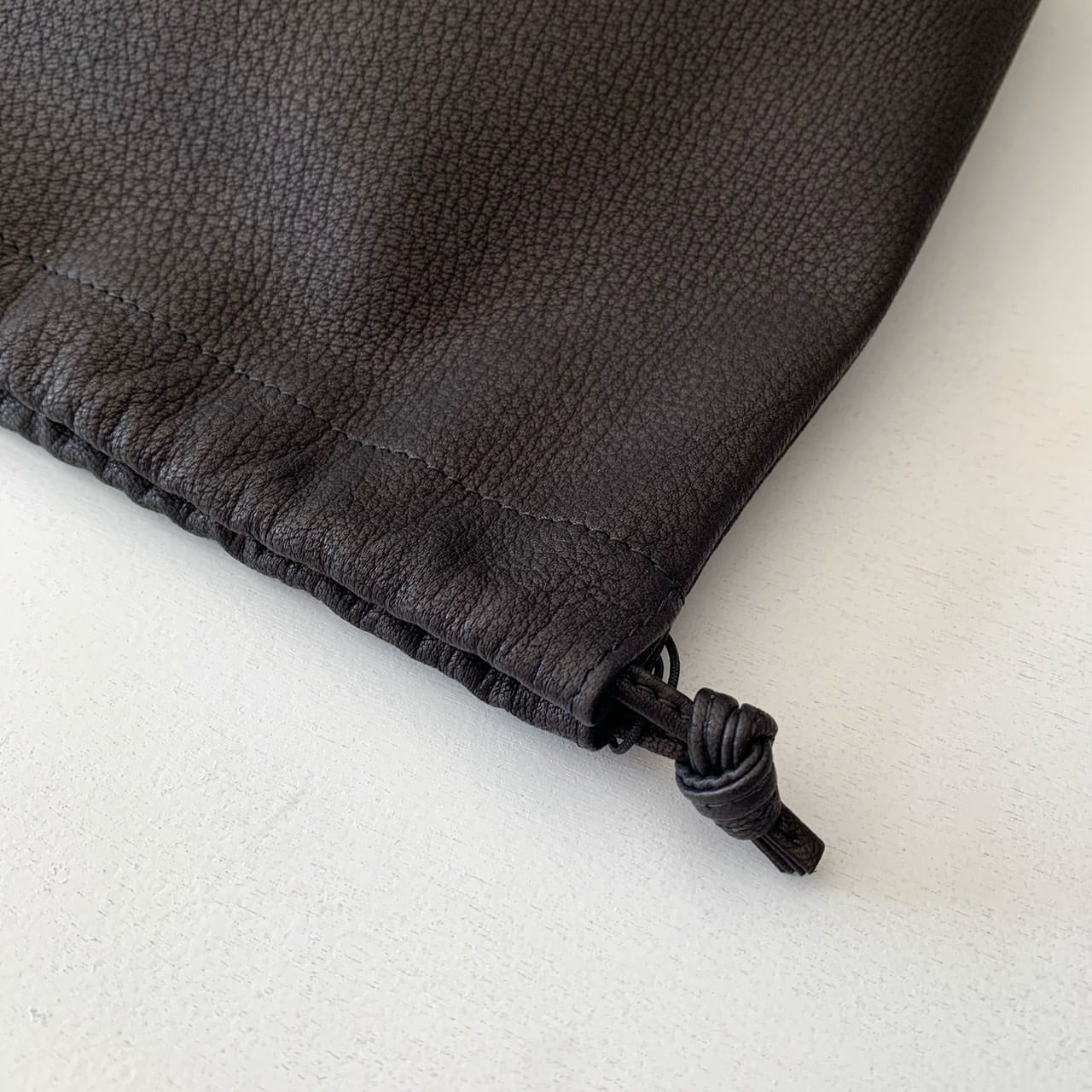 Aeta】DEER LEATHER-DOUBLE FACE/ Double Faced CYLINDER DRAWSTRING