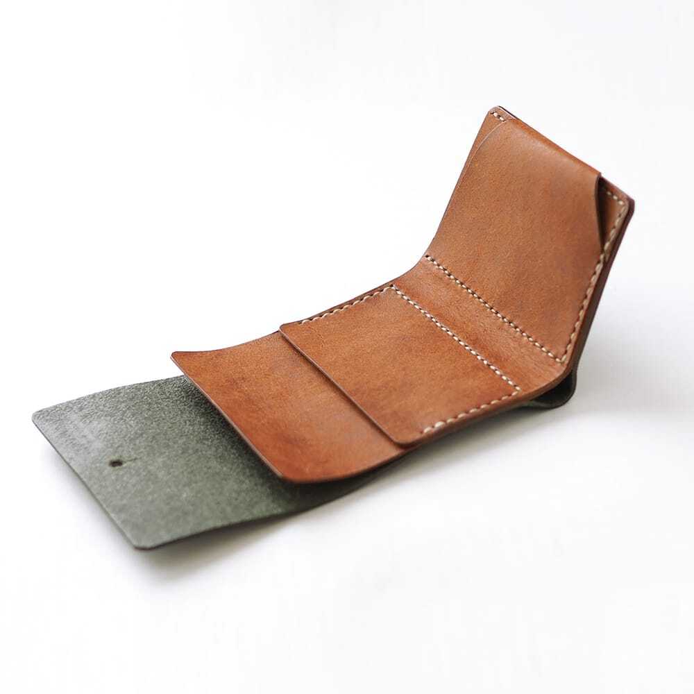 お札を折らない ミニ財布【グリーン×ブラウン】（受注生産） | セミ