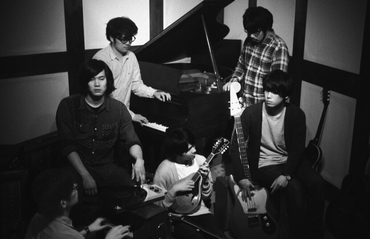 【予約商品 / 11.18 Release】森は生きている / Good Night(CD)