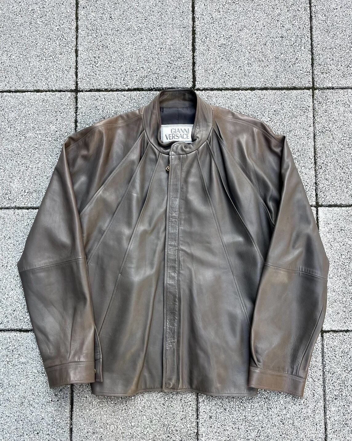 80sヴィンテージ イタリア製 GIANNI VERSACE レザージャケット GIANNI VERSACE ジャンニ ヴェルサーチ 80's ビンテージ キモノレザー
