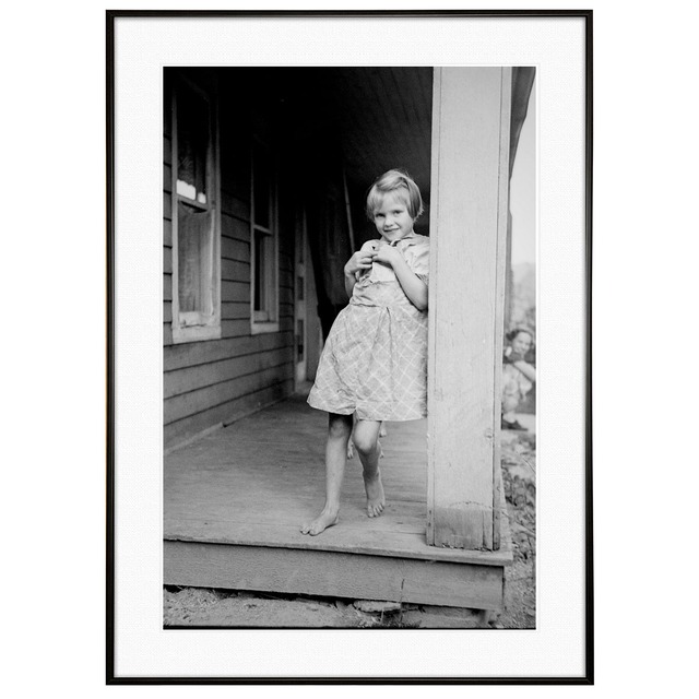 人物写真 1937年 アメリカ ニューヨーク州オツェゴ郡の少女 インテリアモノクロアートポスター額装 ヴィンテージ写真 AS2431