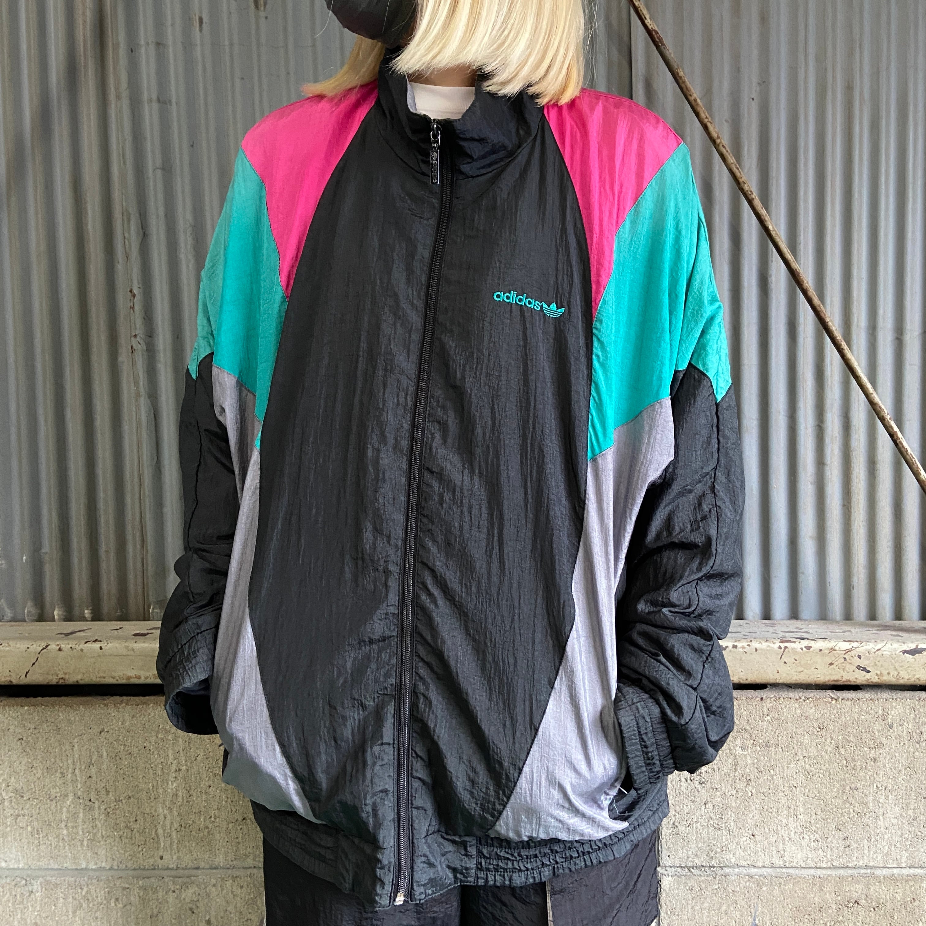 80年代 adidas アディダス ワンポイントロゴ刺繍 切替 ナイロン  