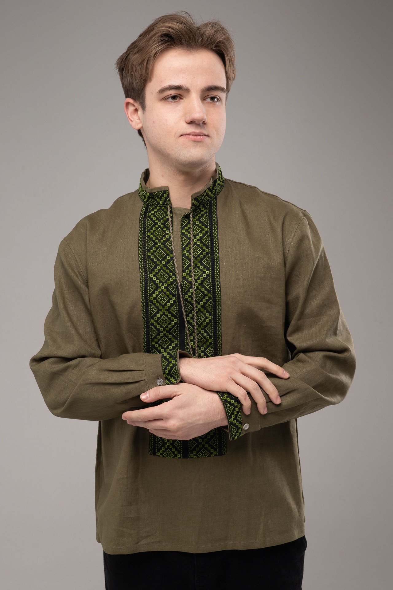 ウクライナ刺繍ヴィシヴァンカ　クロスステッチ手刺繍　Lサイズ　メンズ - 12