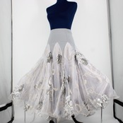 【社交ダンス衣装】スカート レッスンウェア 練習着 グレー ライトグレー 花柄 透け感 シースルー 上品 気品 清楚 かわいい