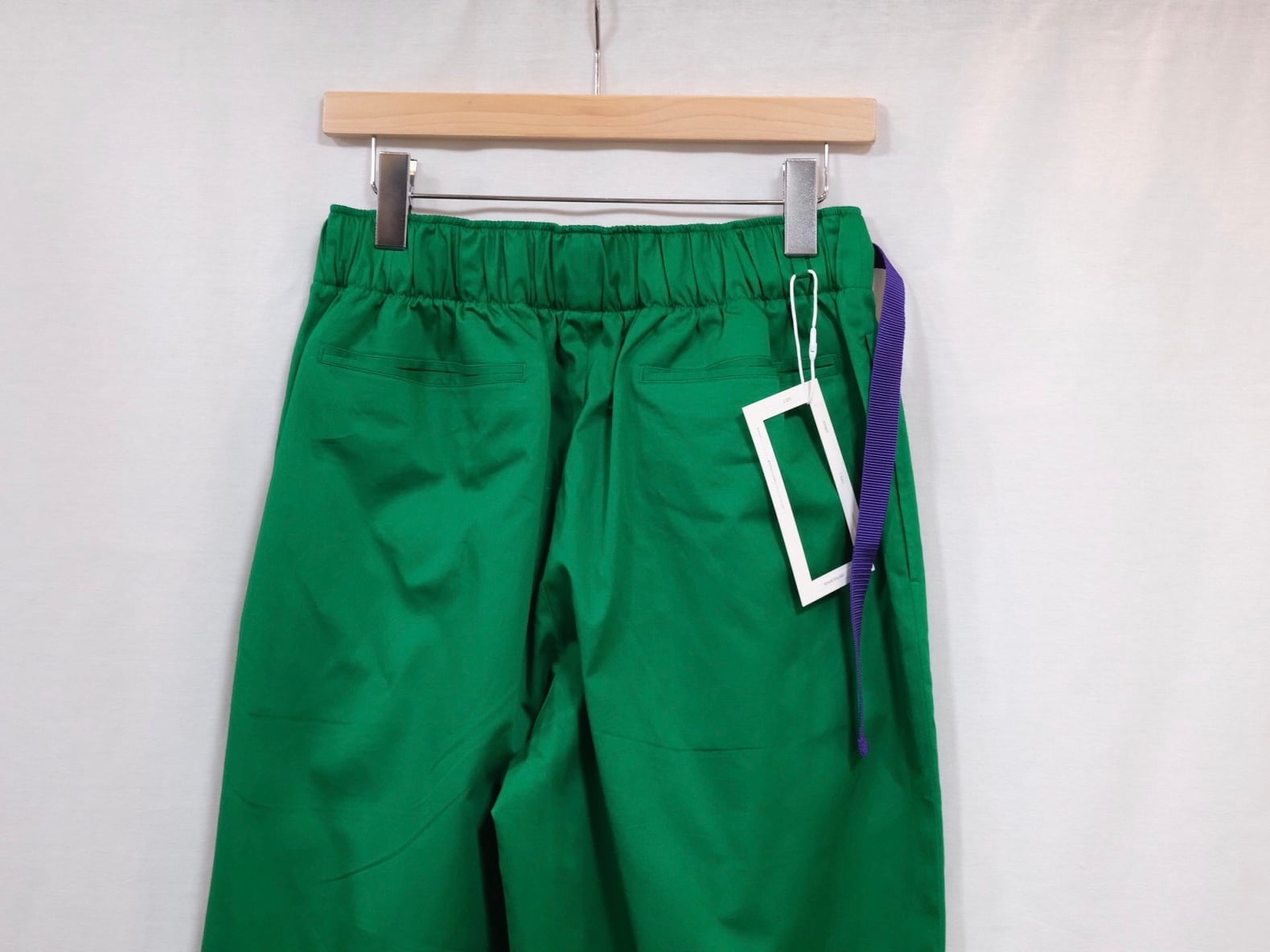 REVERBERATE”BELTED TROUSERS TYPE3 GREEN” | Lapel online store