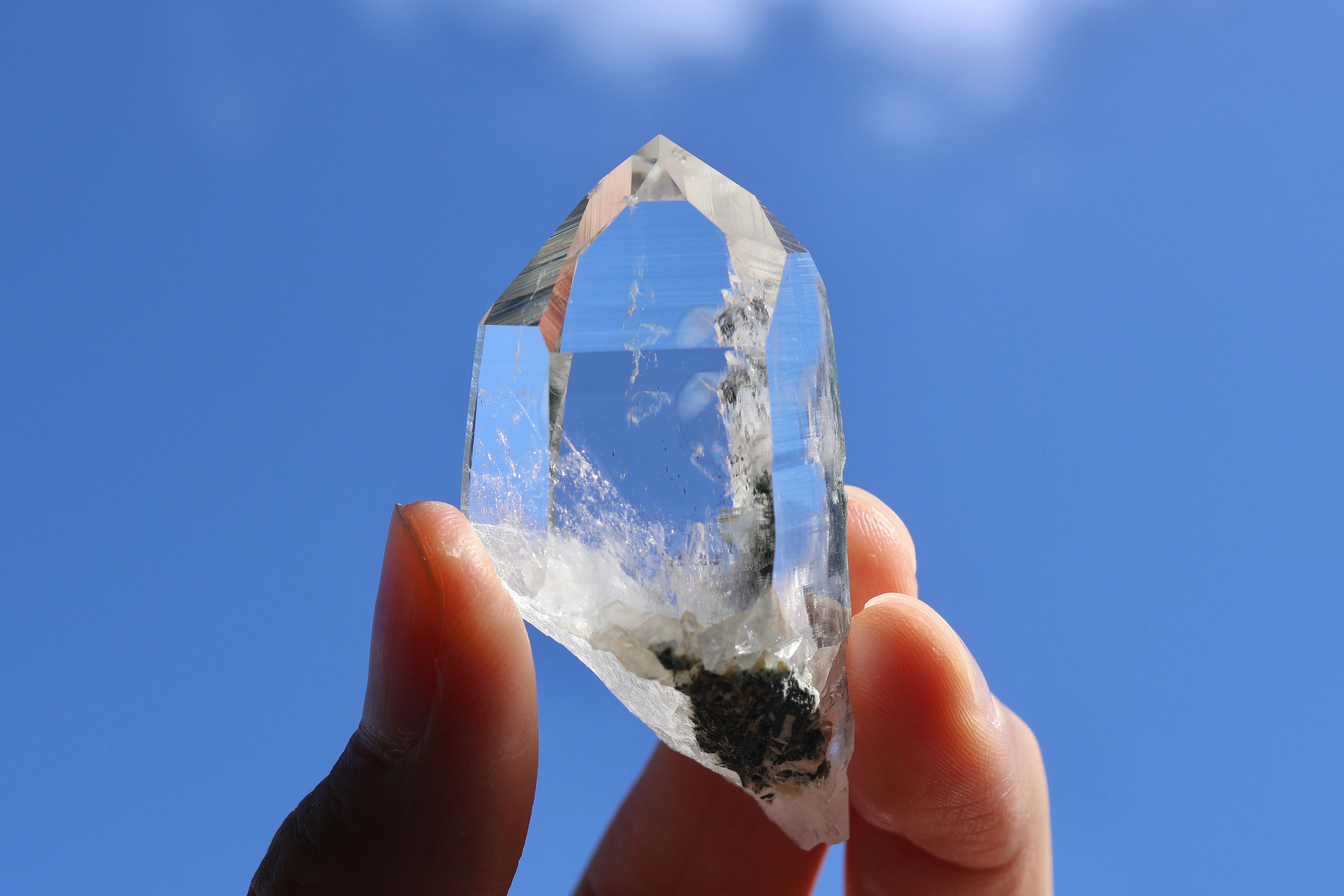 ヒマラヤ水晶 ガネーシュヒマール産 | 石垣島の夜光貝アクセサリーと