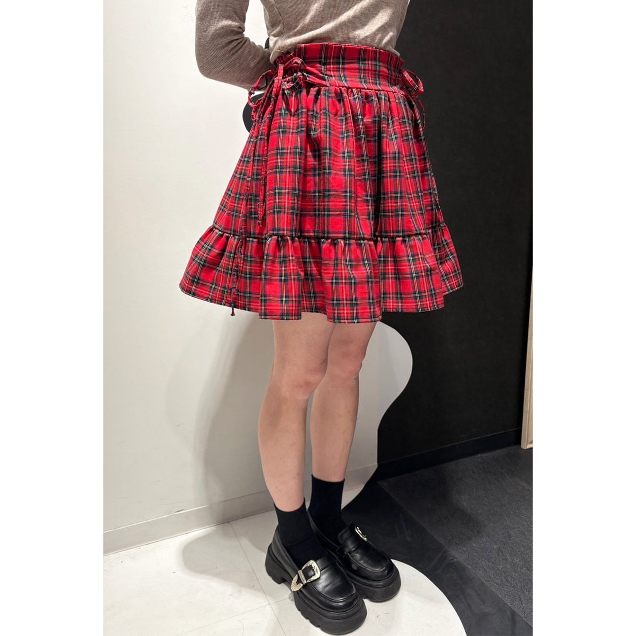 Frill Gathered Short Skirt | HEENIE HEENIE 公式オンラインストア