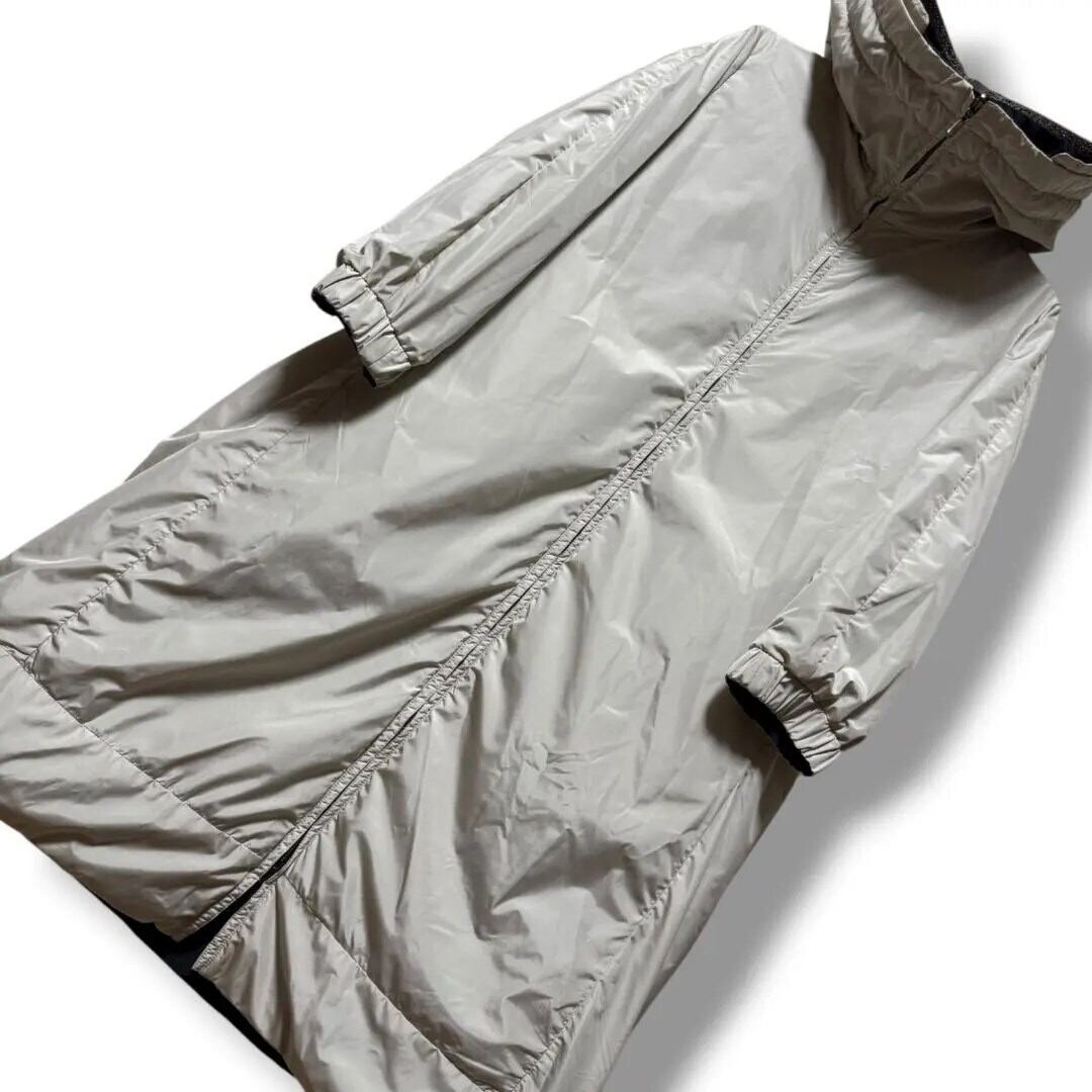 MaxMara リバーシブル ビジュー装飾付き フードロングコートオーバーサイズ MaxMara リバーシブル ビジュー装飾付き フードロングコートオーバー