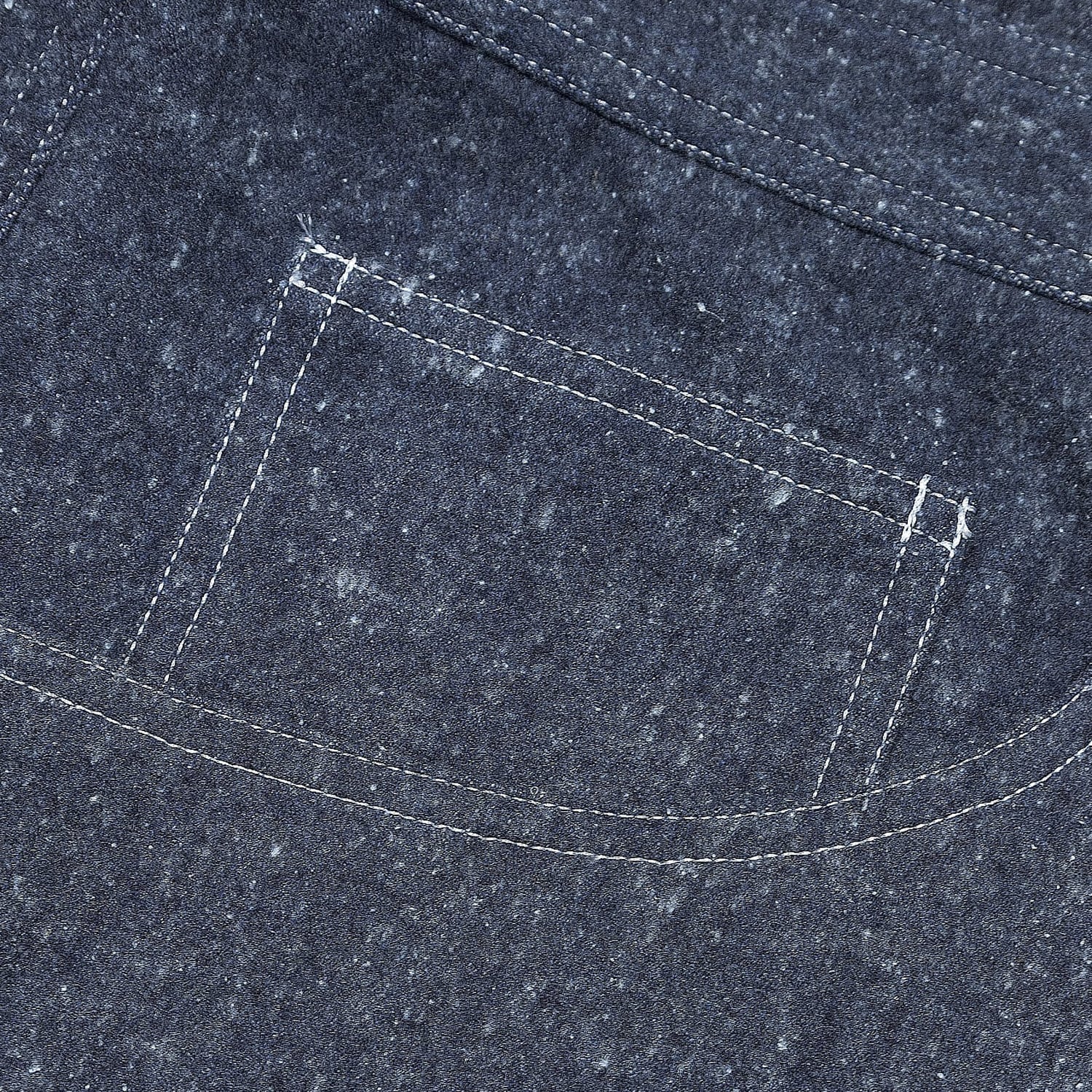 UNEEK BASEMNT - Discover independent style.