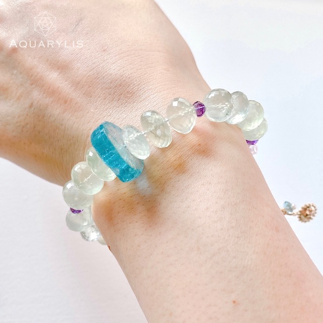 予期せぬ幸運 アクアマリンのブレスレット 宝石質 天然石ブレスレット パワーストーンブレスレット パワーストーンアクセサリー 一点物 石の意味 石言葉 アメジスト プレナイト 誕生石 アクアリリスonlinestore 予期せぬ幸運 アクアマリンのブレスレット 宝石質 天然石ブレスレット パワーストーンブレスレット パワーストーンアクセサリー 一点物 石の意味 石言葉 アメジスト プレナイト 誕生石 アクアリリスonlinestore