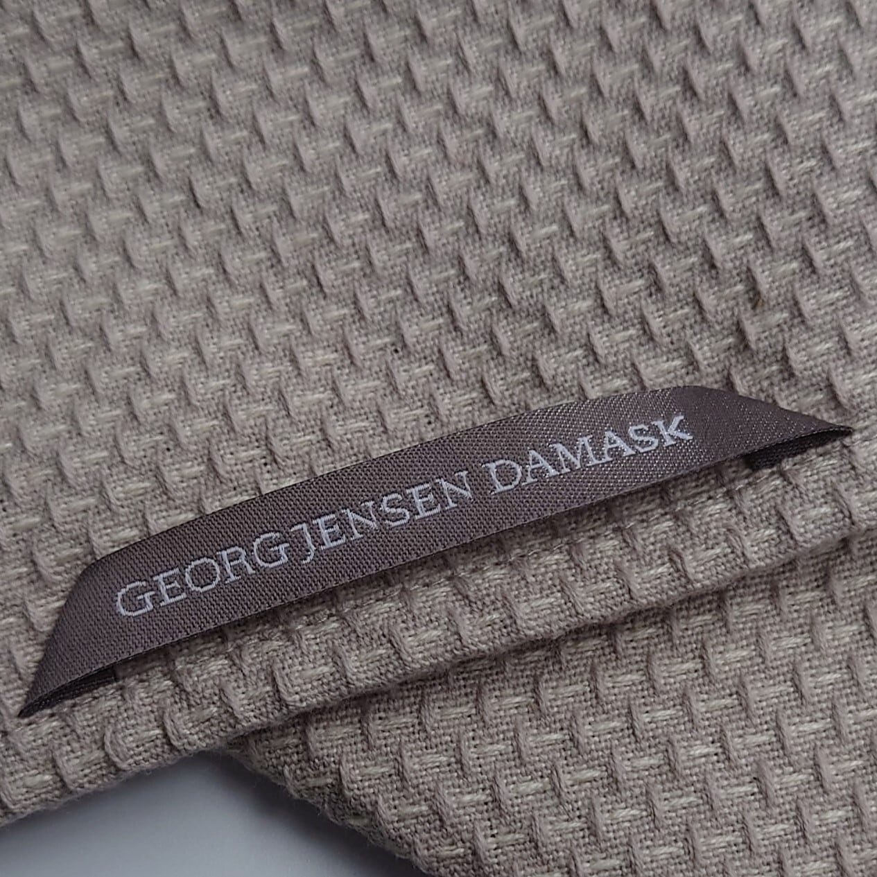 GEORG JENSEN DAMASK EGYPT キッチンタオル （グレージュ） | KOHSEKI