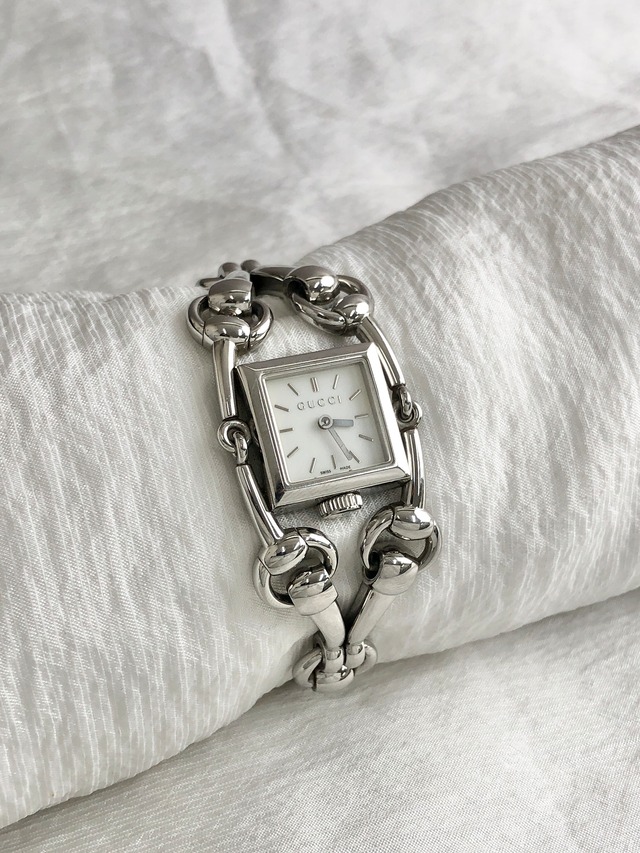GUCCI グッチ 腕時計 シルバー シニョーリア ステンレススチール クウォーツ vintage ヴィンテージ オールド 2vifvk