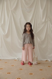 韓国子供服 / 26Autumn / 〖取寄〗Melikey / ミニストロベリーTシャツ / 女子服 *XS~JM*
