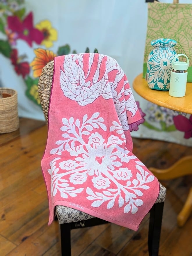 Kathy Mom ロケラニのタペストリー KathyMom/キャシーマム(タオル) | LeaLea Hawaiian Village