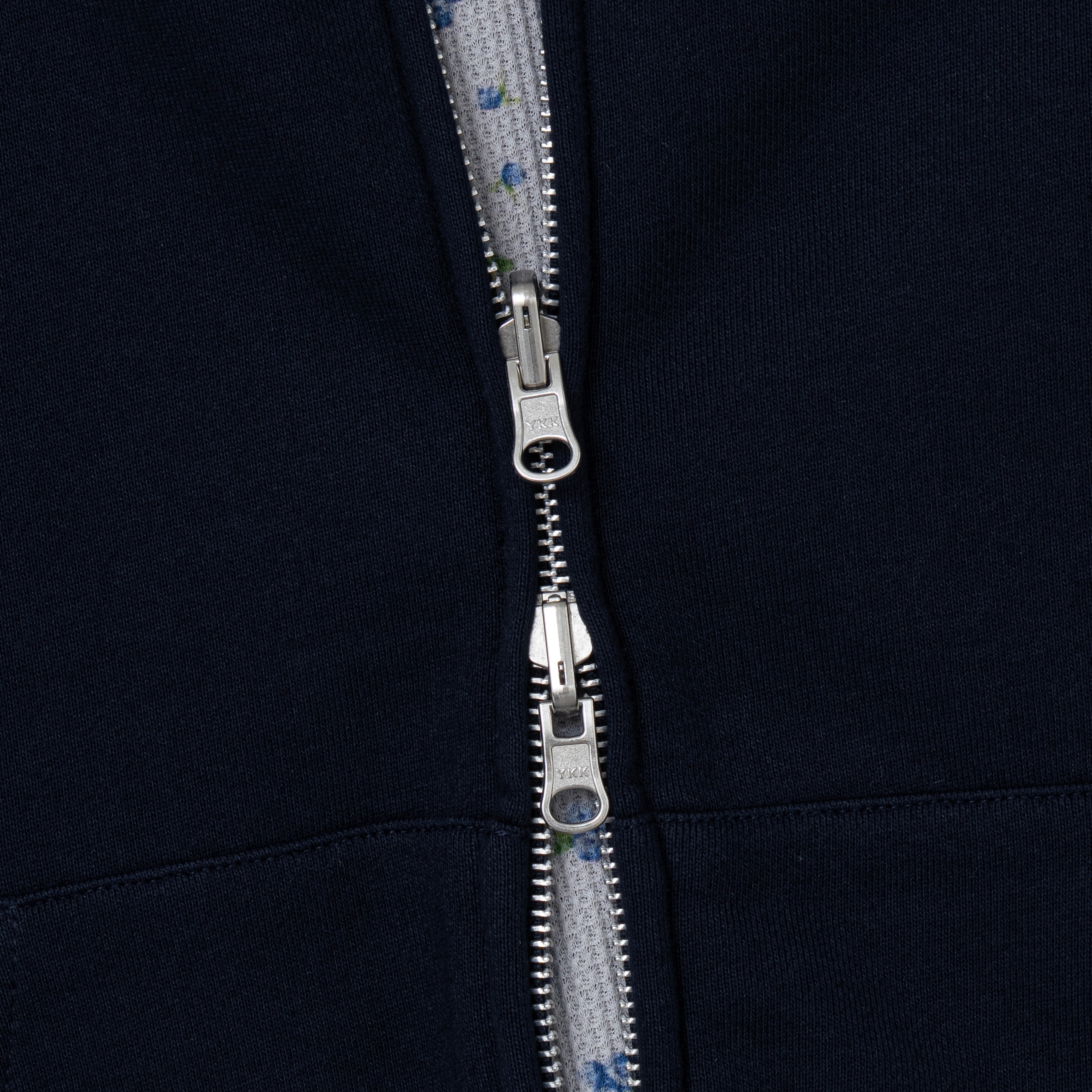 受注販売》Fruits reversible zip up hoodie（NAVY） | TTTMSW