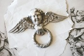 1900s フランス  ルーベンス 聖アンデレの殉教的プットーと大きなハンドルc ツマミ アンティーク