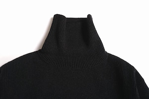 Hand Framed High Neck P/O