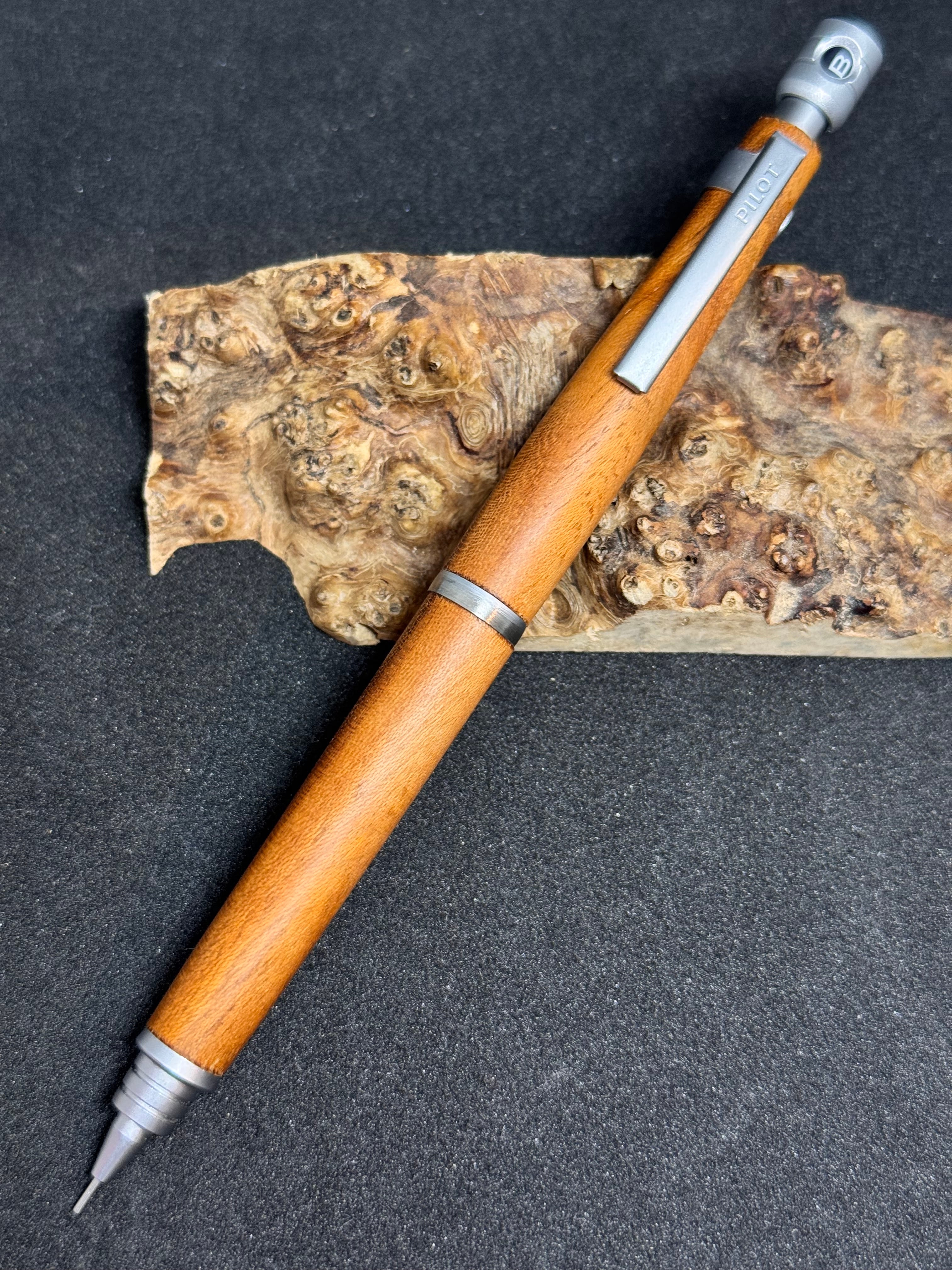 ステンドグラスウッド | YI工房