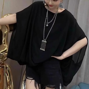 レディース トップス シャツ ブラウス 半袖 ドルマンスリーブ ラウンドネック かわいい 大人可愛い おしゃれ かっこいい クール モード系 存在感 アクティブ ワイルド 無地 ヒョウ柄 春 夏 秋 ロングシーズン デート お出かけ 旅行 女子会 休日 ショッピング コンサート ライブ お花見 カフェ フェス ランチ 楽ちん 体型カバー プチプラ 普段使い 着回し モテ インスタ映え L XL 2XL 3XL 4XL ゆったり ゆる カラバリ 黒 ブラック ベーシックカラー 大人カラー 秋カラー