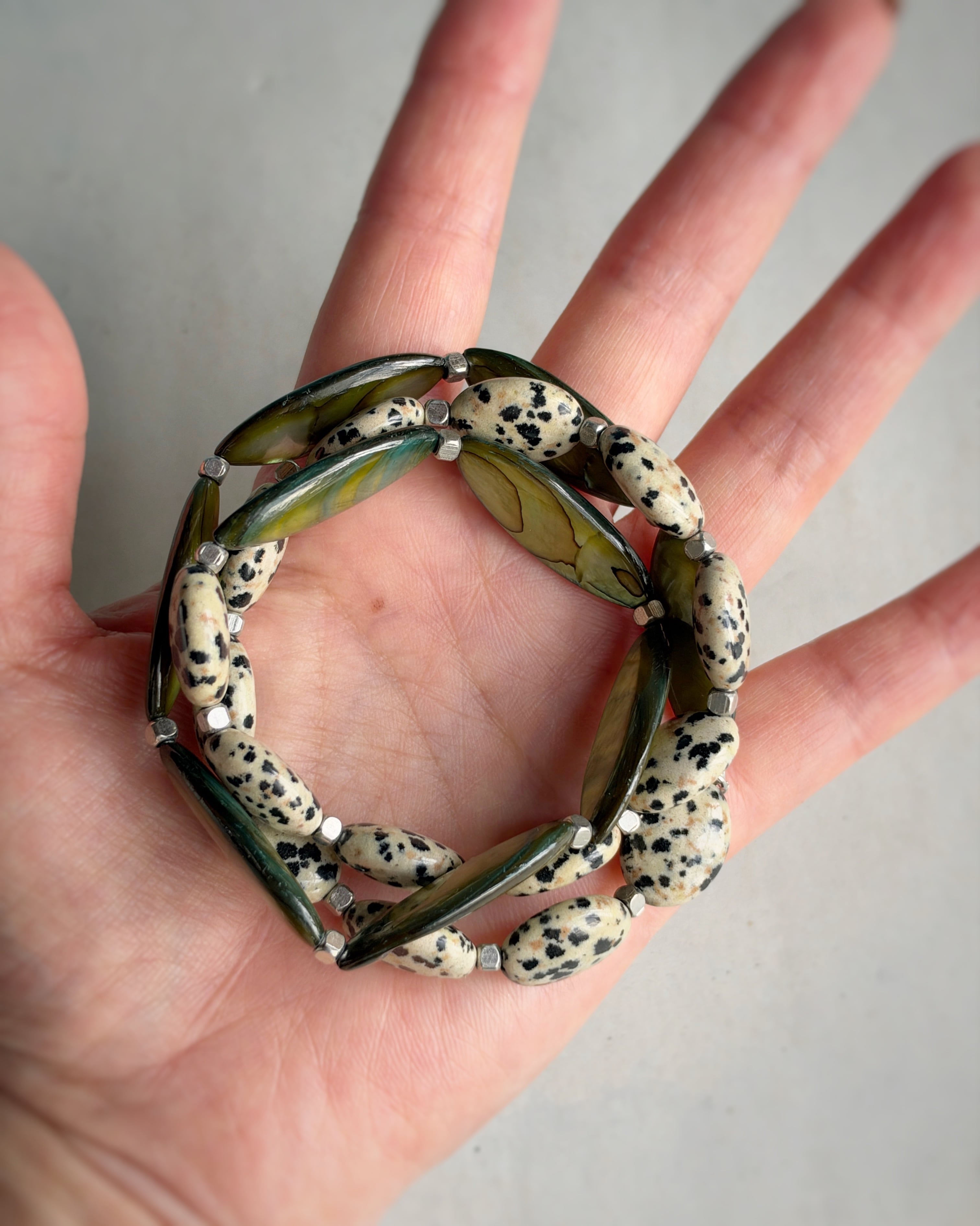 2way bracelet(ダルメシアンジャスパー×シェル)