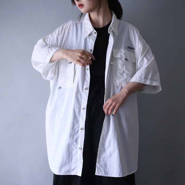 "Columbia" PFG over silhouette h/s shirt