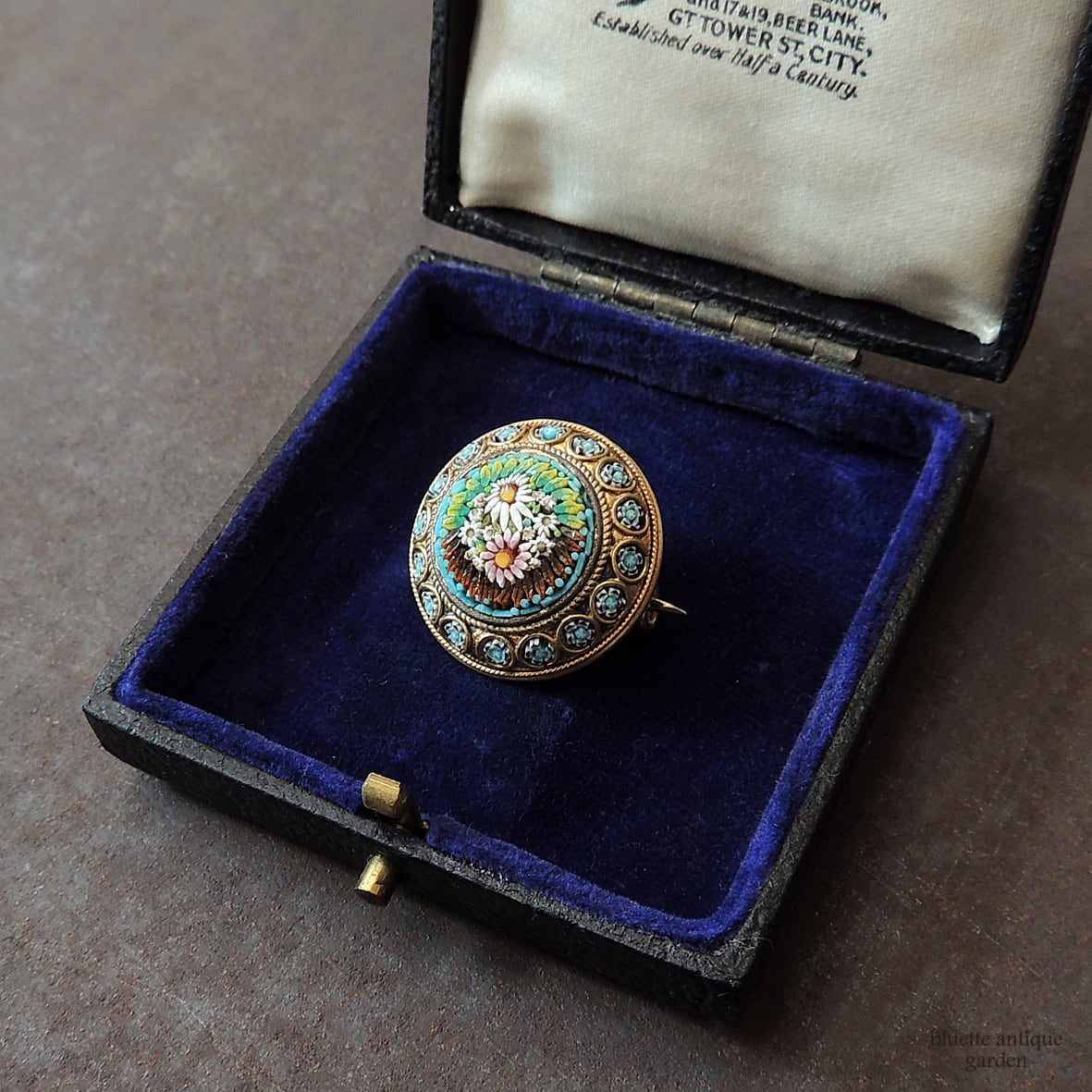 イタリアアンティーク マイクロモザイク ブローチ【マー ガレット