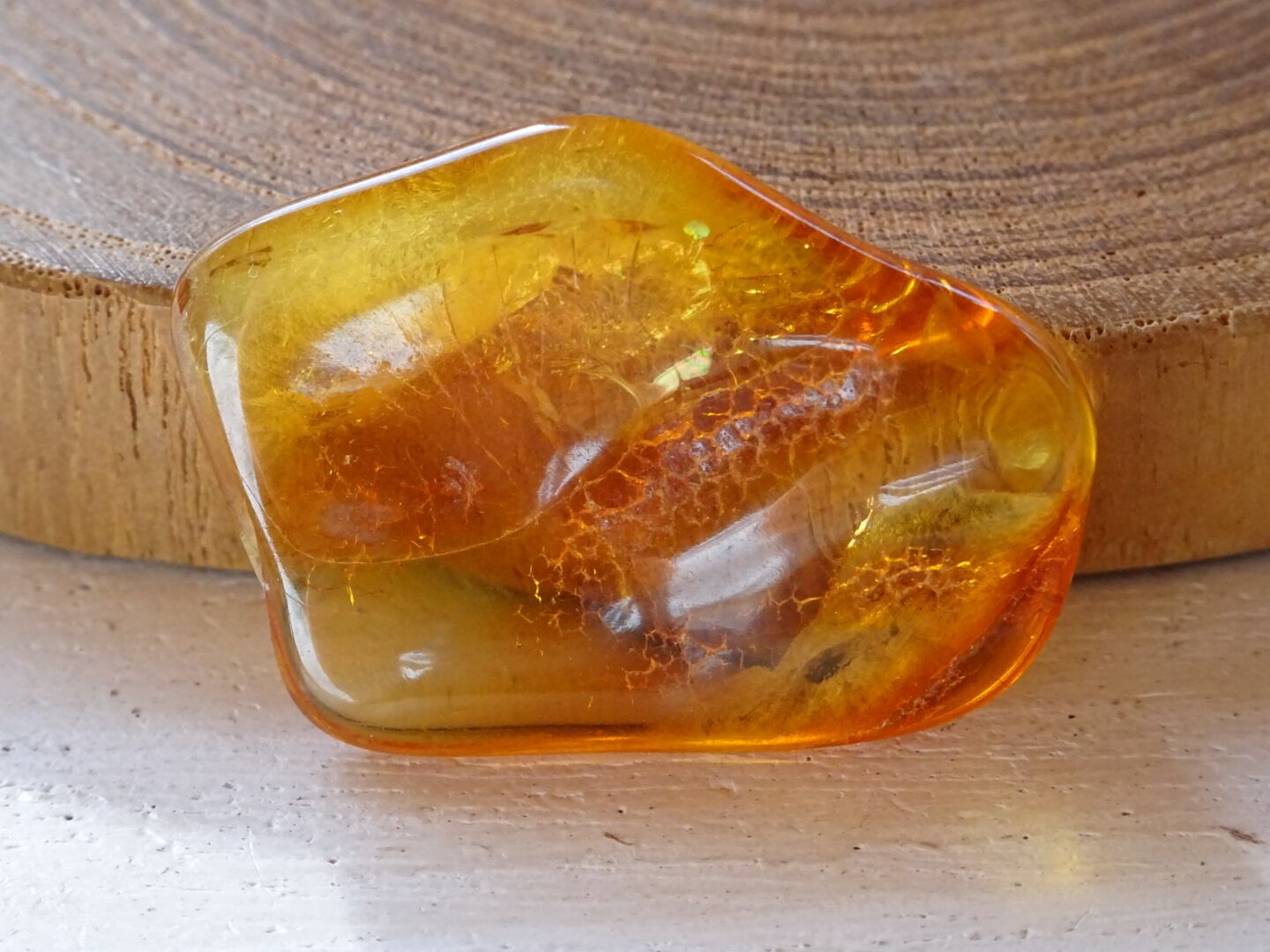 バルト海の琥珀（バルティックアンバー）No.4 ~蜜色の宝もの~ | 虹石屋