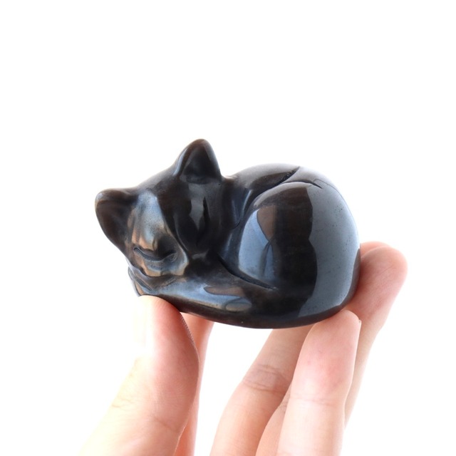 シルバーオブシディアンの眠りねこ