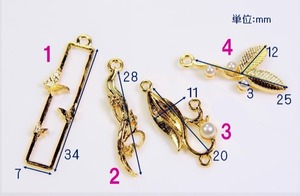 【C532-3】蝶々レジンフレーム　4個