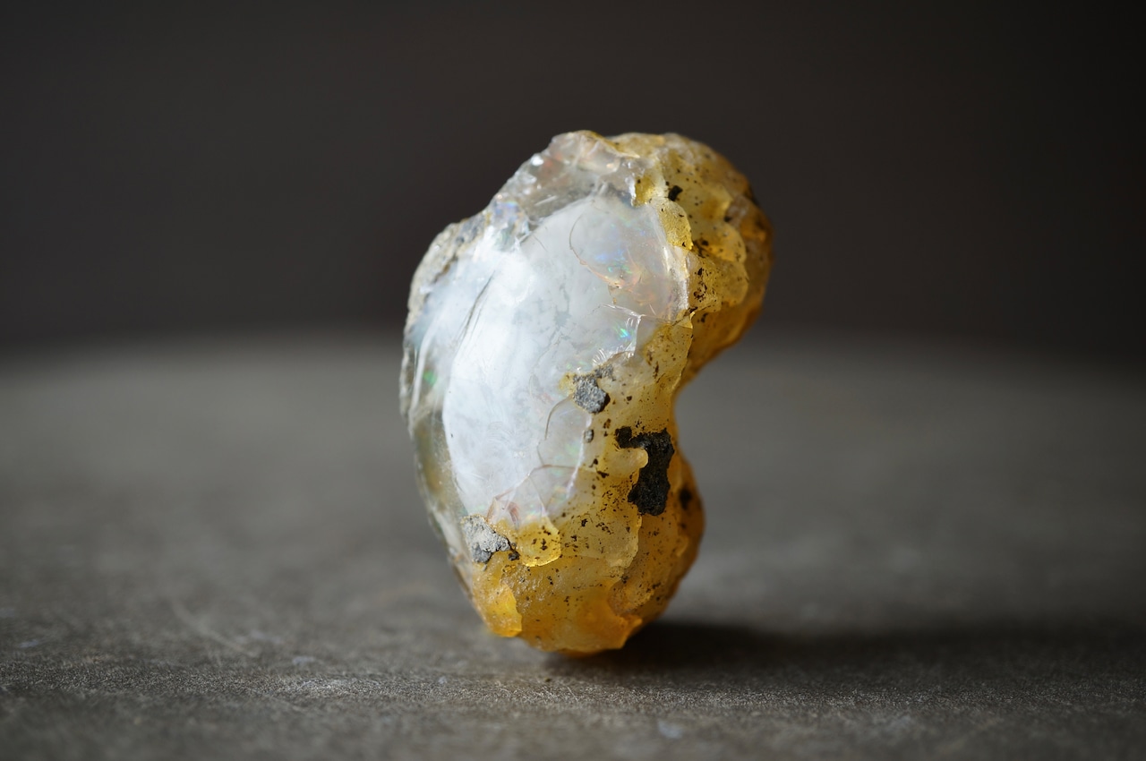 エッグ・イン・オパール Opal Egg 2273