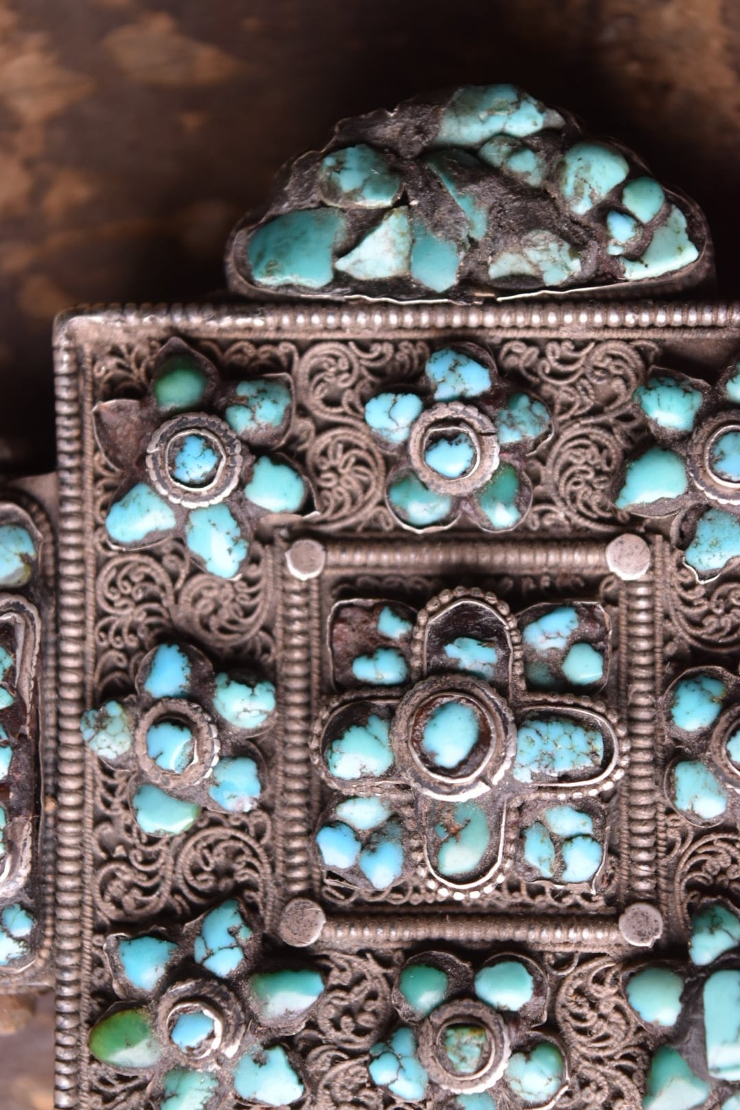 チベタン・ターコイズ・ガウ | 旅する骨董屋 喜八 KIHACHI.ANTIQUE
