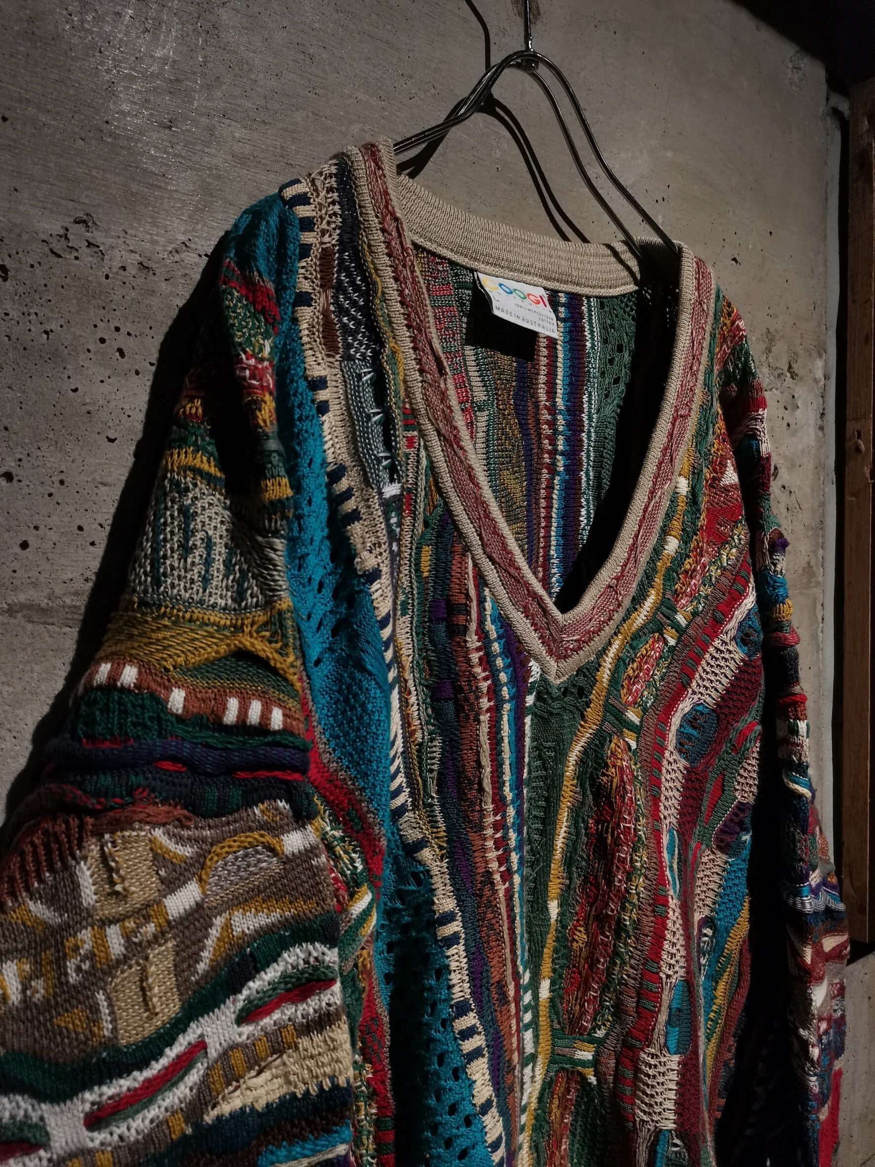 COOGI ノースリーブギミックニット COOGI ノースリーブギミックニット