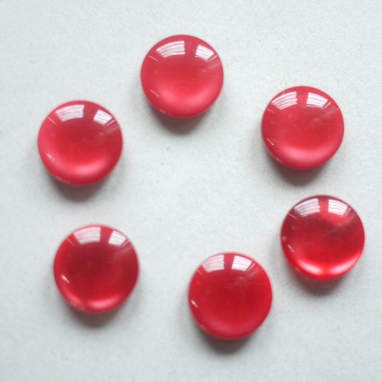 プラスチックボタン6Pセット 赤 Φ1.4 ドイツ