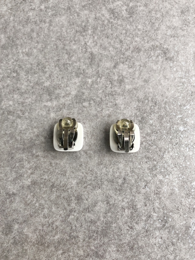 CHANEL シャネル イヤリング ホワイト ココマーク キーキャップ vintage ヴィンテージ オールド pfkb7h