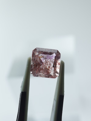 Goethite in Amethyst Faceted - c01