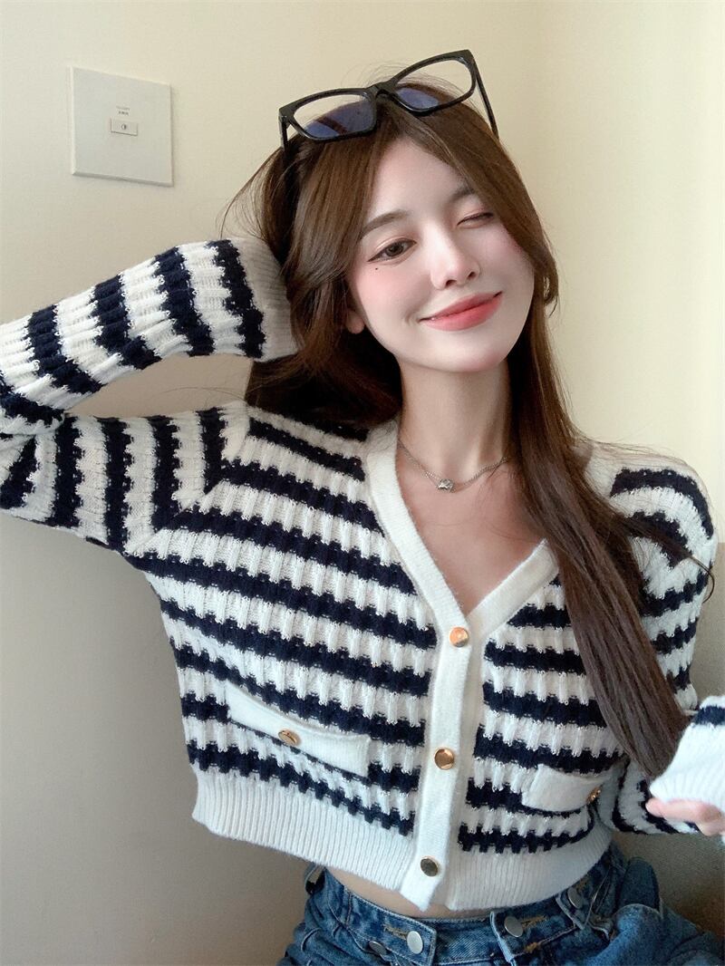 ストライプセーター ショートルーズカーディガンジャケット オータムVネックトップス ロング 秋物 ブラックストロベリース72781941842