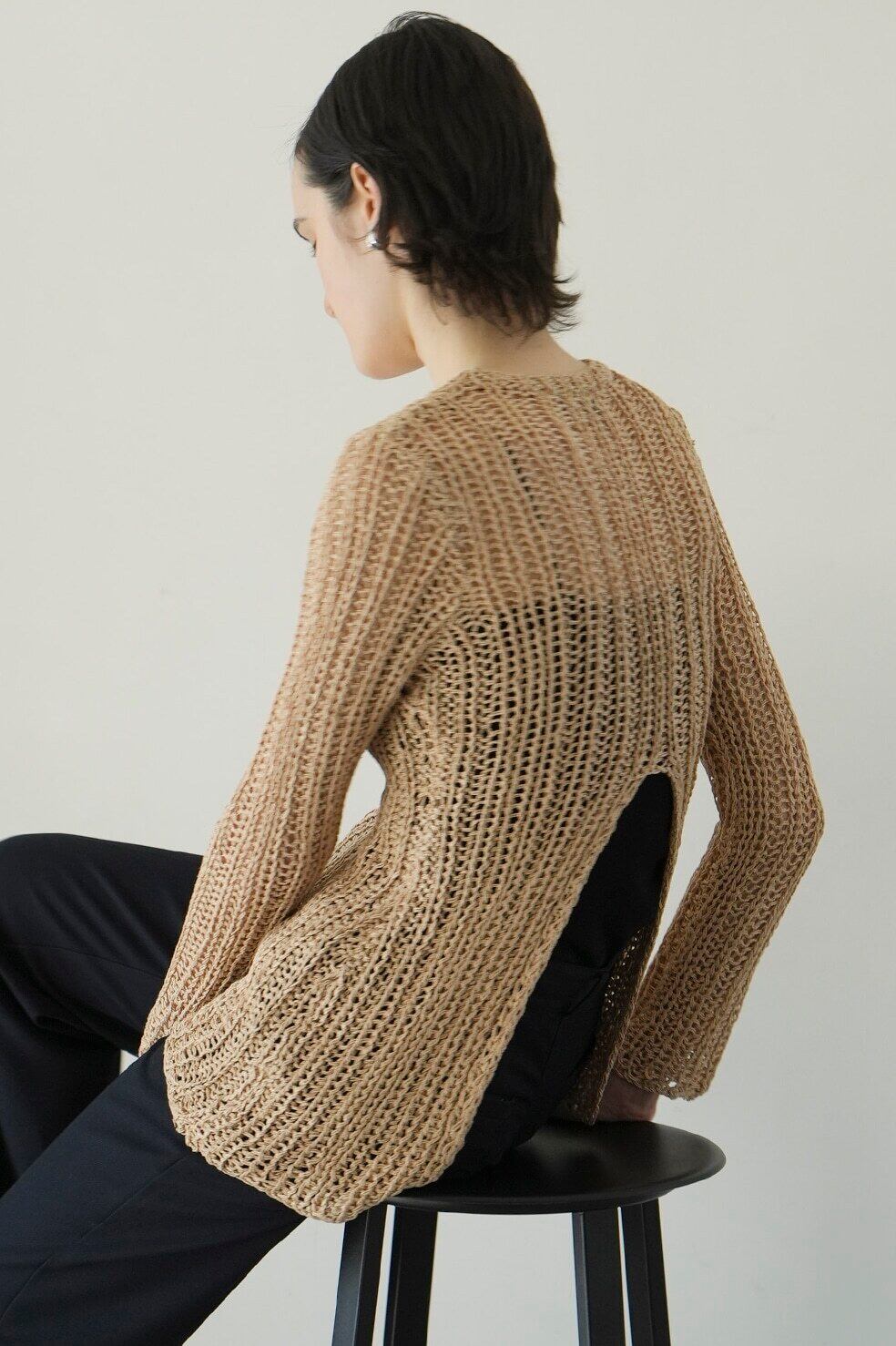 CLANE BACK SLIT CROCHET KNIT TOPS -BEIGE- | Chapel 