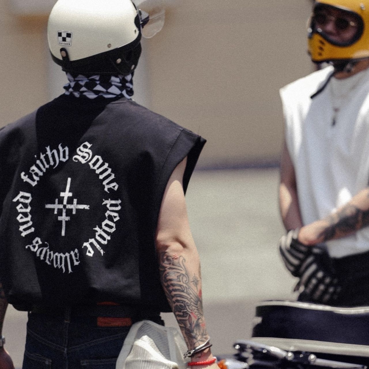 バックプリントルーズタンクトップ　1205