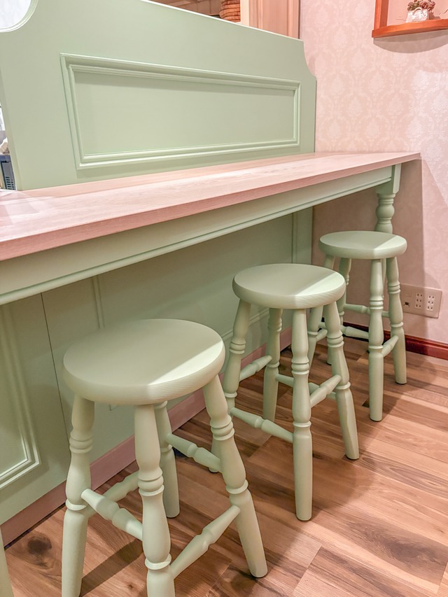 ろくろ足カウンターテーブル （オーダーメイド家具）W1800　飲食スペース・待合テーブル