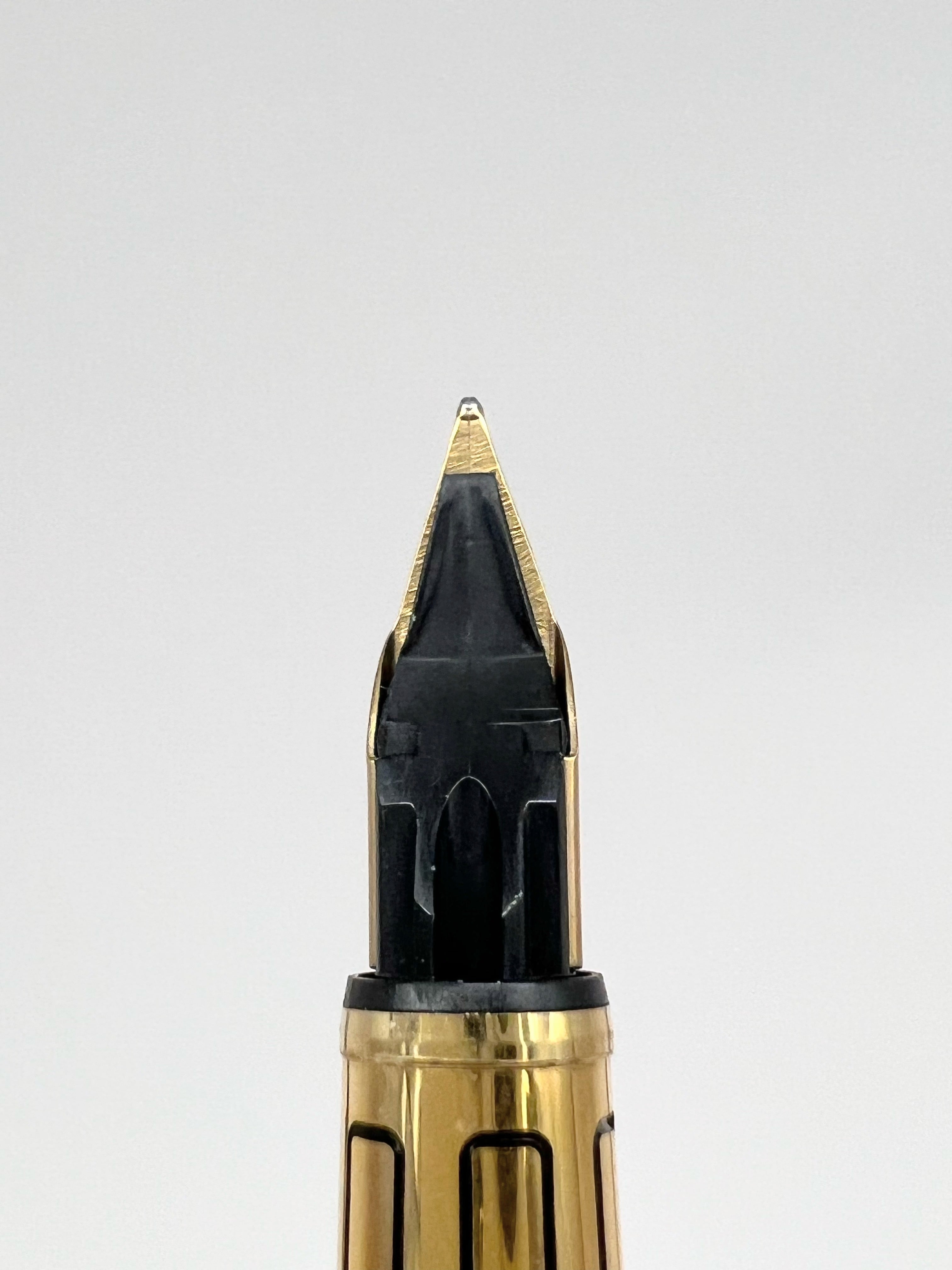 90s カランダッシュ ヘクサゴナル CARAN D'ACHE (細字) 18C 90s カランダッシュ ヘクサゴナル CARAN D'ACHE (細字) 18C