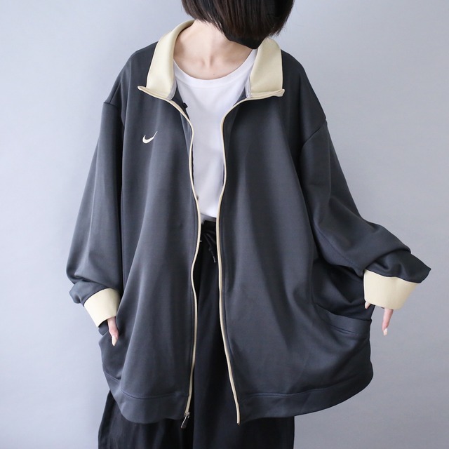 "NIKE" bi-color switching design XXXL super over silhouette track jacket
