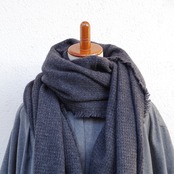 MAISON CARRÉE  CASHMERE Fringe STOLE  "CHARCOAL GREY"